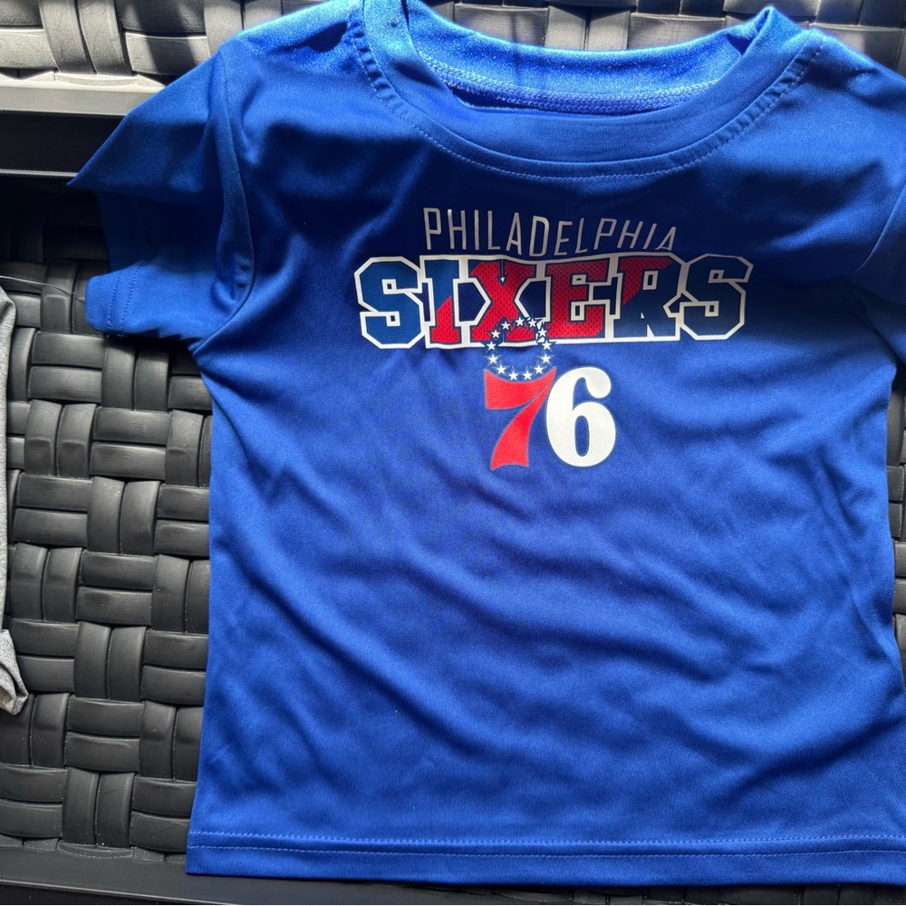 Philadelphia 76ers Kids Blue T-Shirt 3T NEW 2pack